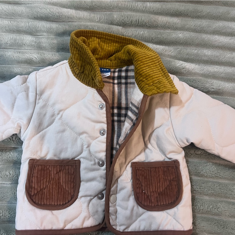 Old Navy White Quilted Jacket with Brown and Mustard Accents